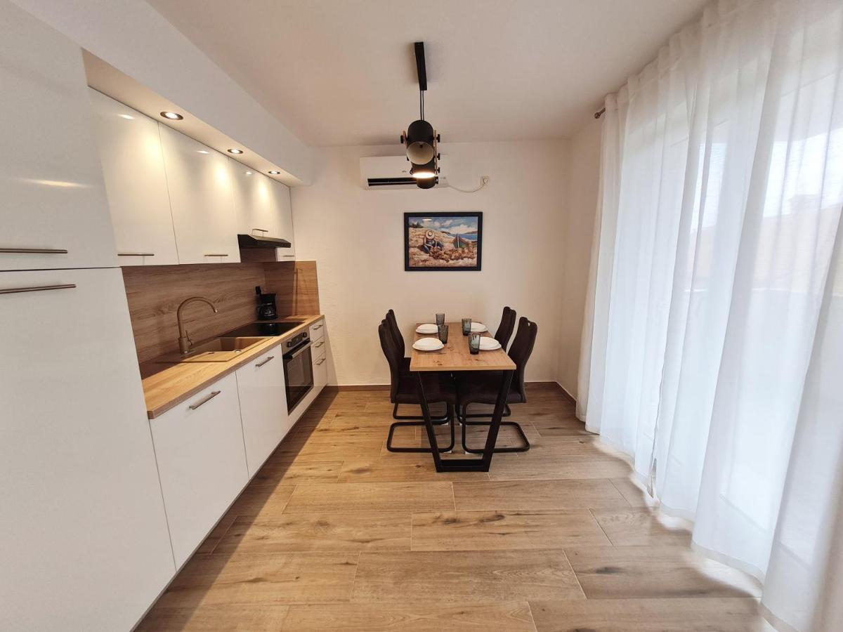 Bellistra Apartman Rabac - E Apartment Luaran gambar