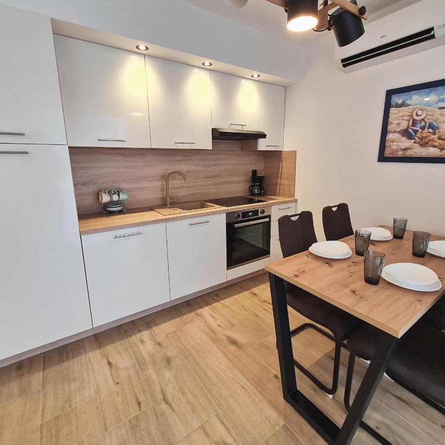 Bellistra Apartman Rabac - E Apartment Luaran gambar