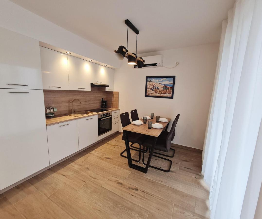 Bellistra Apartman Rabac - E Apartment Luaran gambar